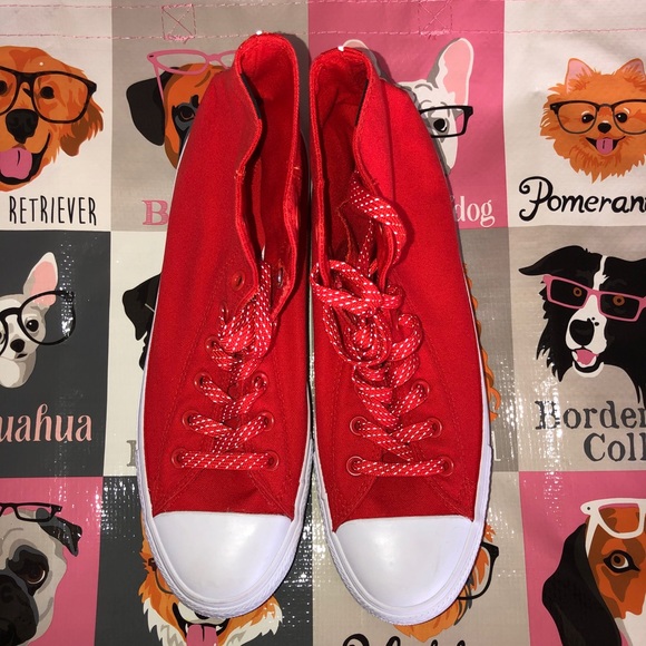 Converse All Stars Sneakers NWOT - Picture 1 of 4